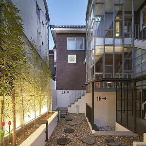 Guest house Monday Cracker Hongdae, Seoul